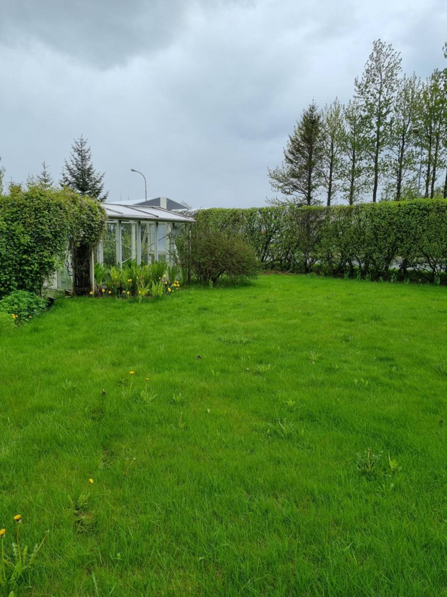 Spói Guesthouse Hvolsvöllur Exterior foto